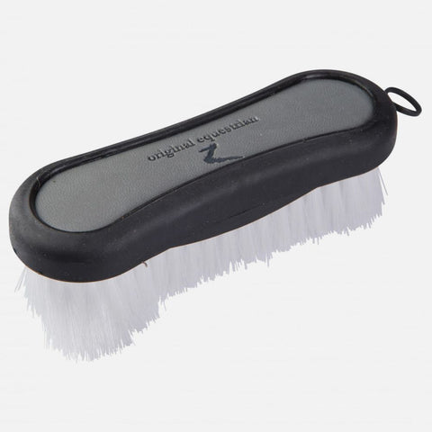 Maddox Leather Handle Face Brush