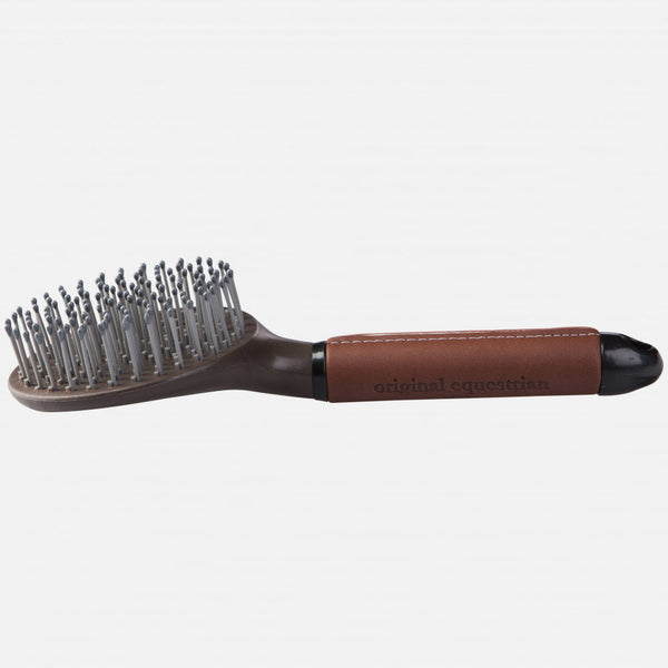 Maddox Leather Handle Tail Brush